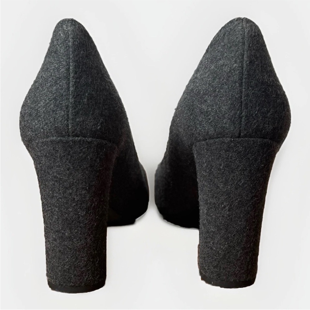 (7.5.) NINE WEST Dark Gray Textile Tall Heeled Shoes w/ Patent Leather - Picture 3 of 12